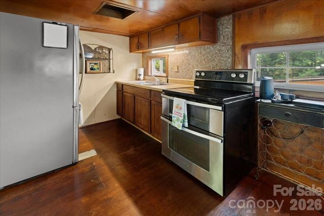 263 Lakewood Circle, Troy, NC 27371