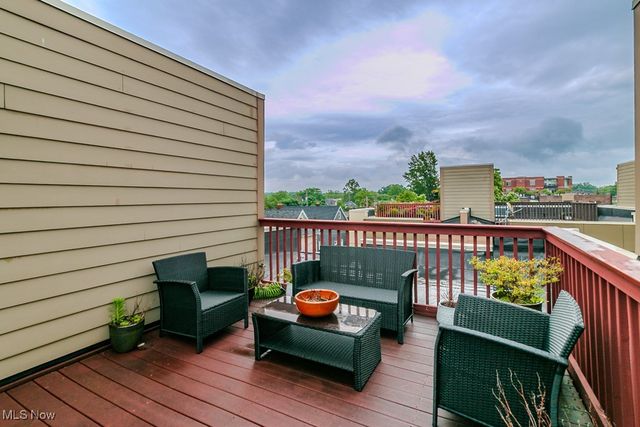 12591 Larchmere Boulevard W-6, Cleveland, OH 44120