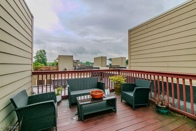 12591 Larchmere Boulevard W-6, Cleveland, OH 44120