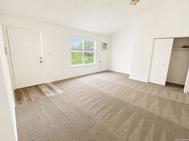 7810 Somerset, San Antonio, TX 78211