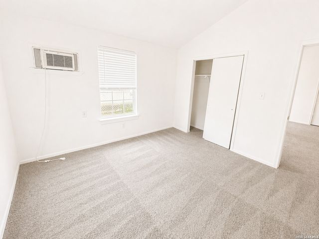 7810 Somerset, San Antonio, TX 78211