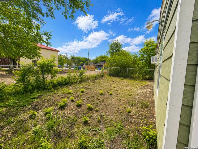 7810 Somerset, San Antonio, TX 78211