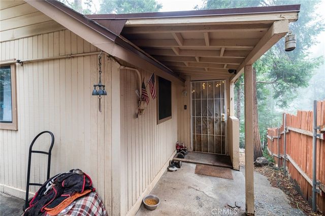 753 Woodland, Crestline, CA 92325