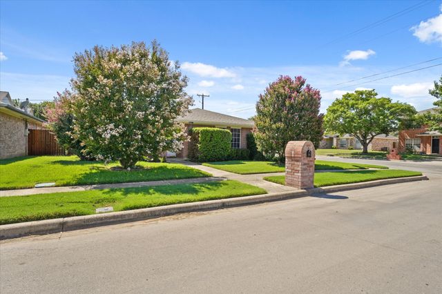 6921 Westover Way, North Richland Hills, TX 76182