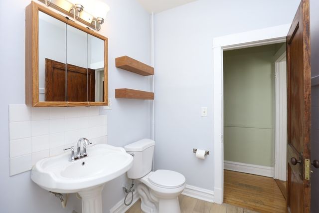 5141 W ROSCOE Street 1R, Chicago, IL 60641