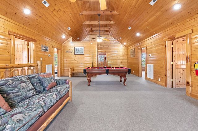 1009 Cricket Wood Way, Sevierville, TN 37862