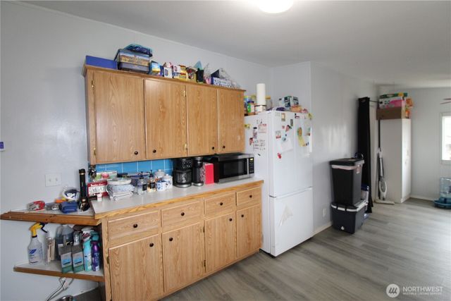 30425 6th Avenue S, Roy, WA 98580