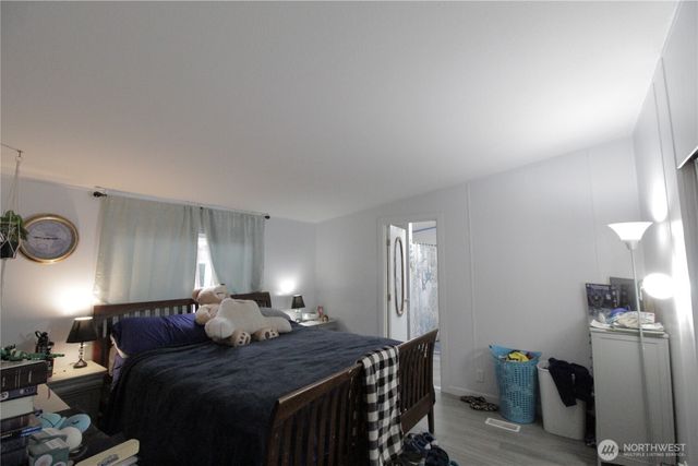 30425 6th Avenue S, Roy, WA 98580