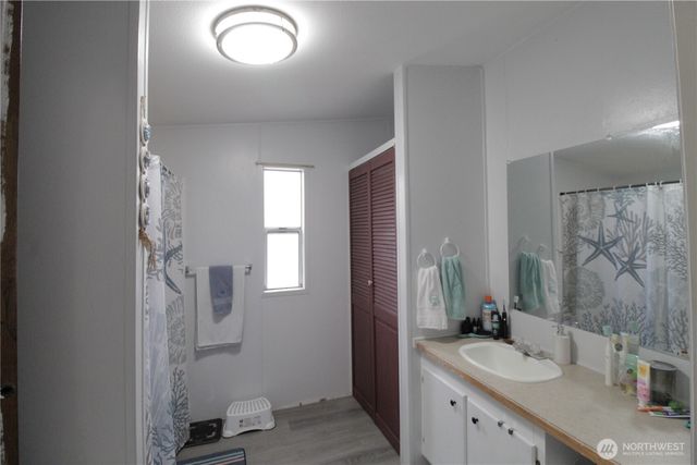 30425 6th Avenue S, Roy, WA 98580