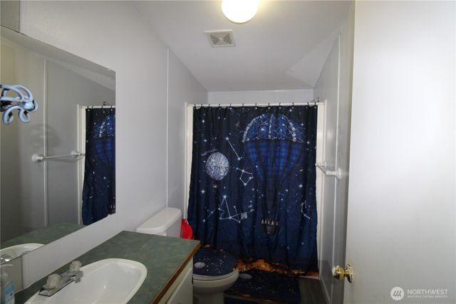 30425 6th Avenue S, Roy, WA 98580