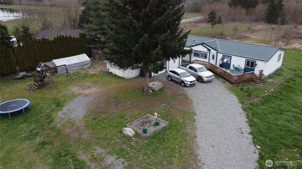 30425 6th Avenue S, Roy, WA 98580