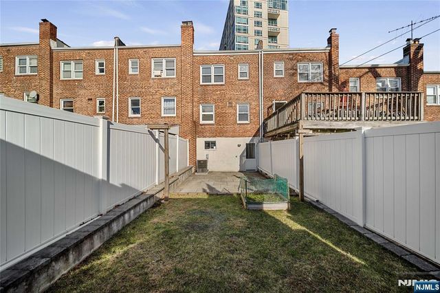 372 Lawton Avenue A, Cliffside Park, NJ 07010