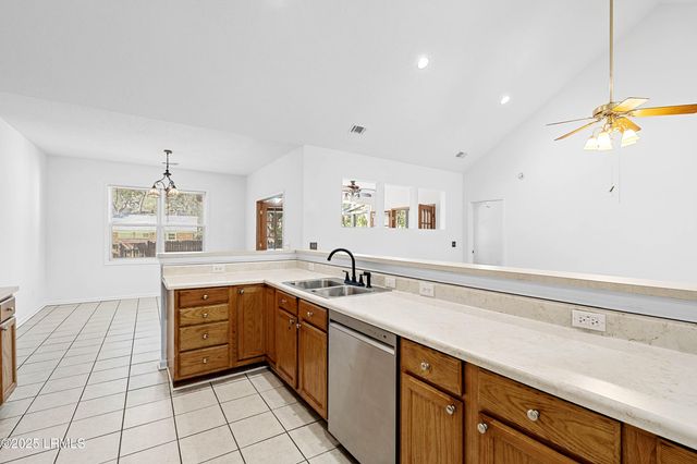 27 Ashley Drive, Beaufort, SC 29907