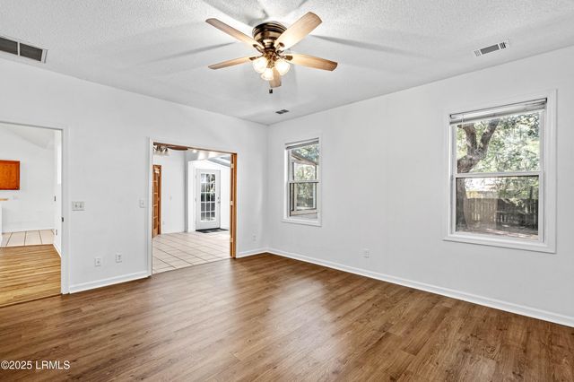 27 Ashley Drive, Beaufort, SC 29907