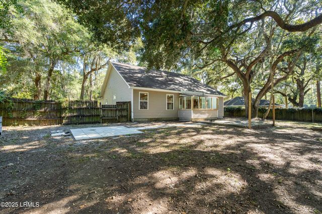 27 Ashley Drive, Beaufort, SC 29907