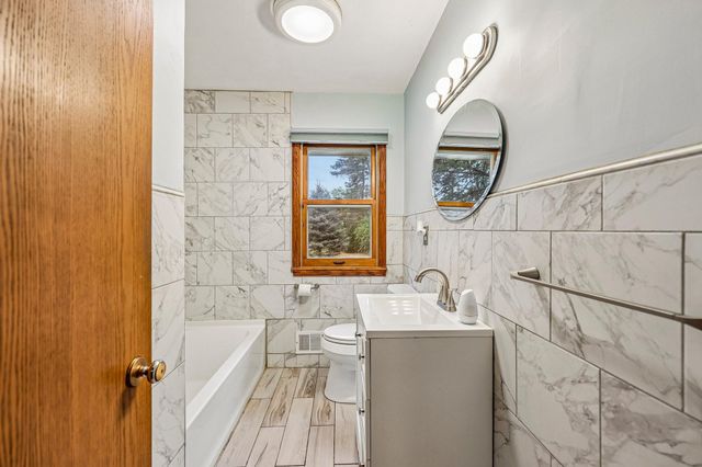 2804 Beam Lane, Eagan, MN 55121