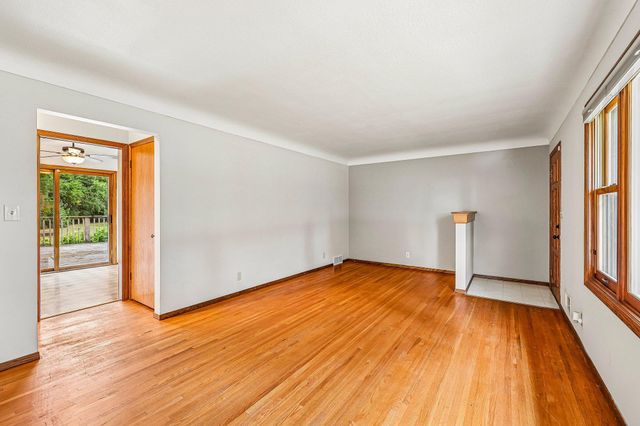 2804 Beam Lane, Eagan, MN 55121