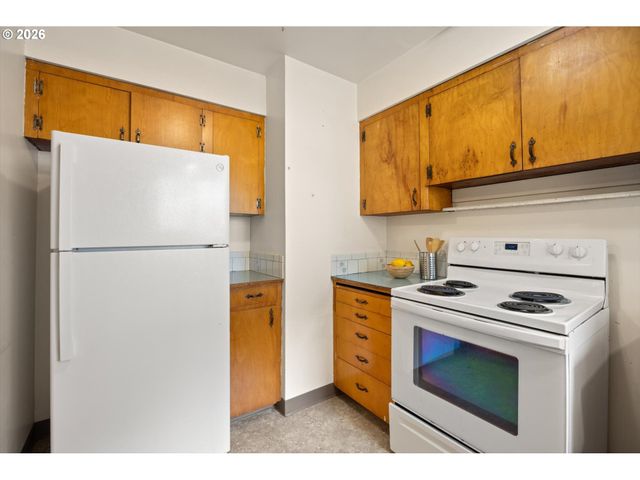 8419 Se 32ND Ave, Portland, OR 97222