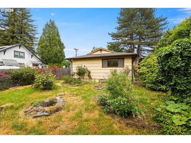 8419 Se 32ND Ave, Portland, OR 97222