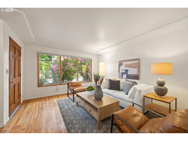 8419 Se 32ND Ave, Portland, OR 97222