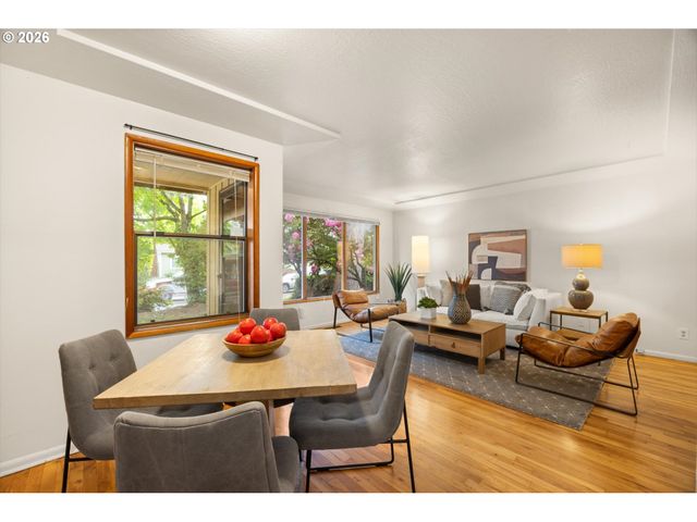 8419 Se 32ND Ave, Portland, OR 97222