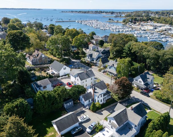 17 High Street, Groton, CT 06340