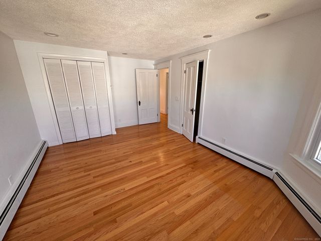 17 High Street, Groton, CT 06340