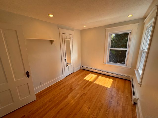 17 High Street, Groton, CT 06340