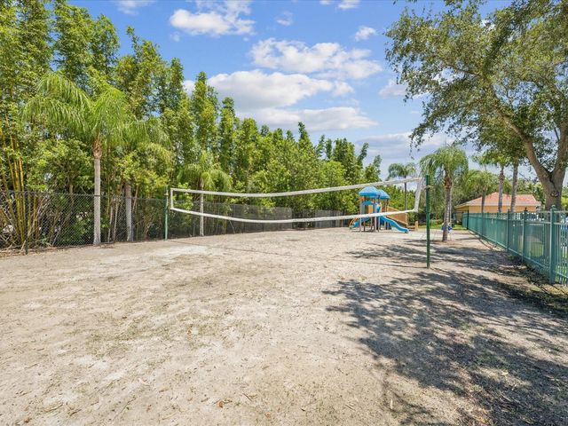 2733 VIA CIPRIANI 830B, Clearwater, FL 33764