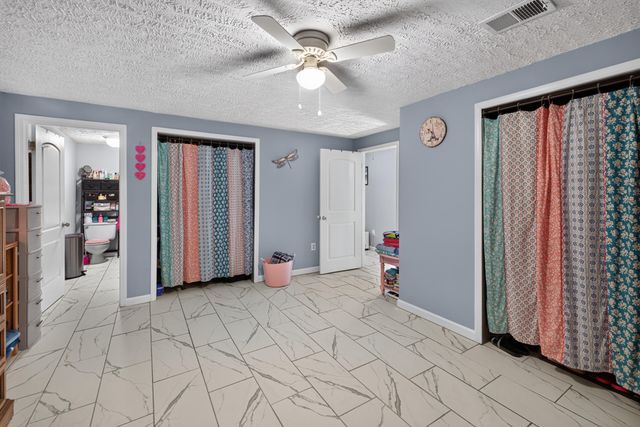 7045 White Oak Road, Junction City, KY 40440