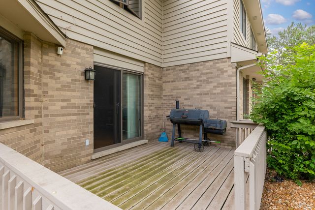 213 Cove Drive, Flossmoor, IL 60422