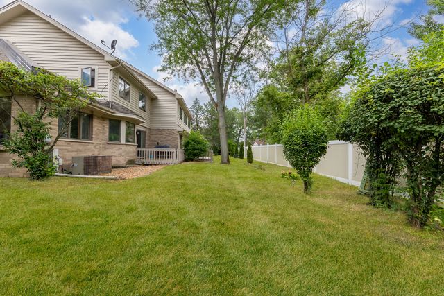 213 Cove Drive, Flossmoor, IL 60422