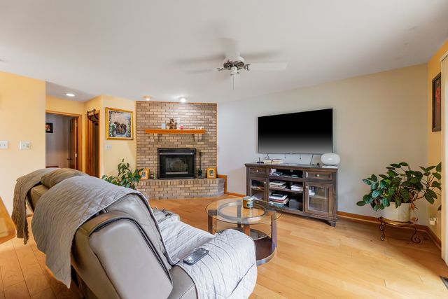 213 Cove Drive, Flossmoor, IL 60422