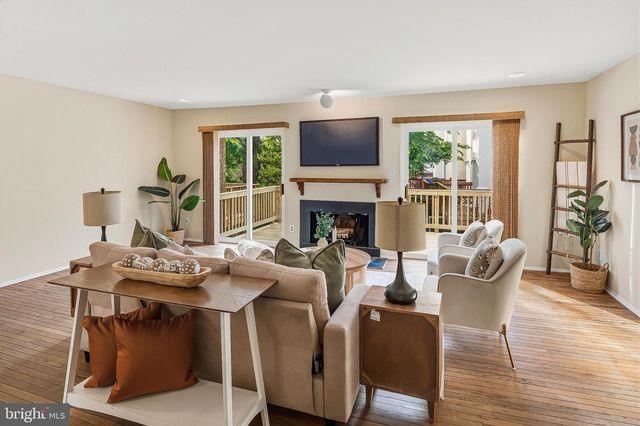 7454 SEA CHANGE, Columbia, MD 21045