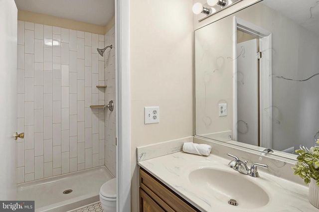 7454 SEA CHANGE, Columbia, MD 21045