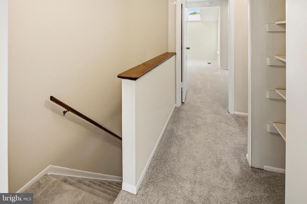 Image 15 of property listing at 7454 SEA CHANGE, Columbia, MD 21045