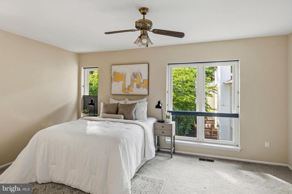 Image 18 of property listing at 7454 SEA CHANGE, Columbia, MD 21045