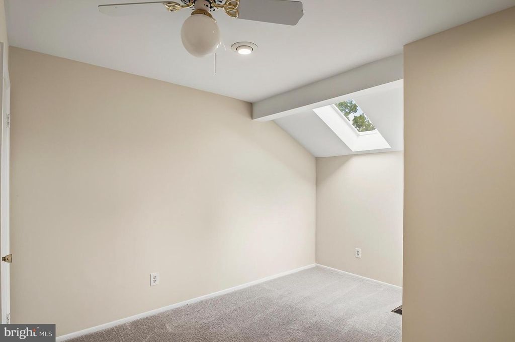 Image 22 of property listing at 7454 SEA CHANGE, Columbia, MD 21045