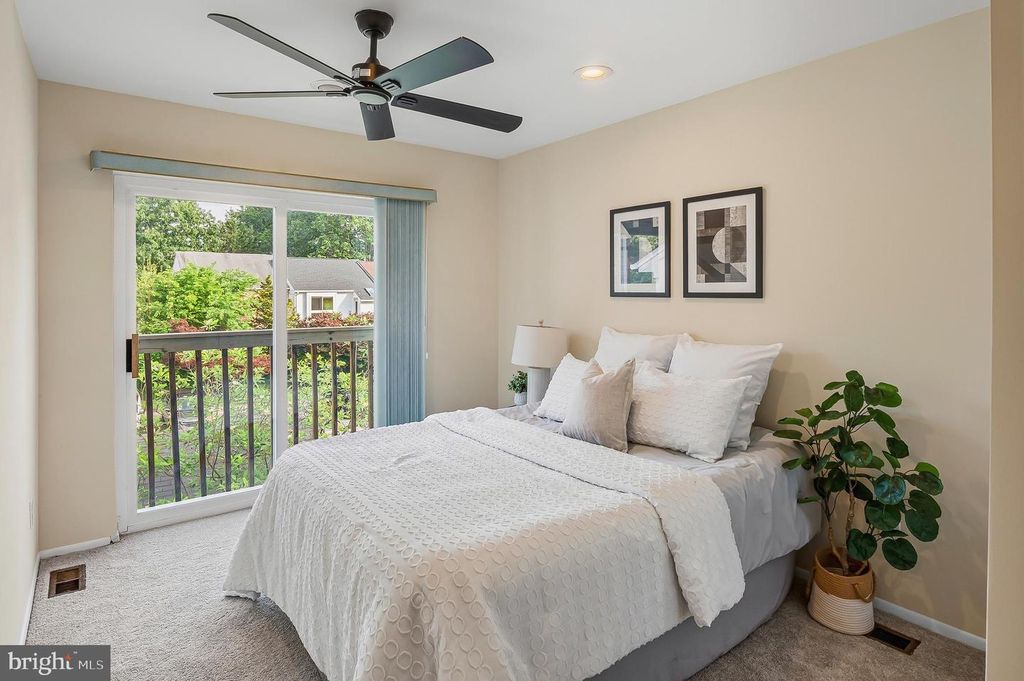 Image 23 of property listing at 7454 SEA CHANGE, Columbia, MD 21045