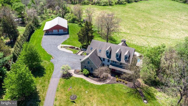 23 RED HILL RD, Pipersville, PA 18947