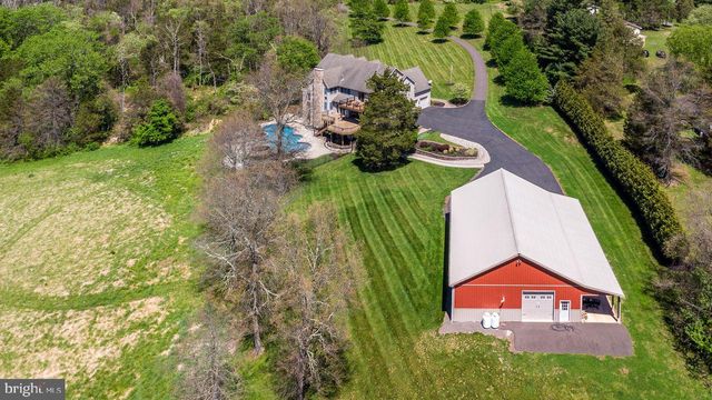 23 RED HILL RD, Pipersville, PA 18947