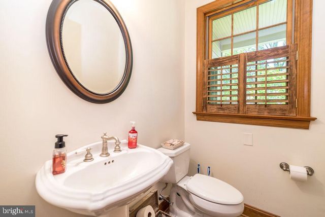 23 RED HILL RD, Pipersville, PA 18947