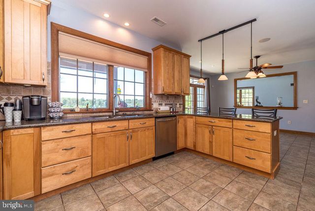 23 RED HILL RD, Pipersville, PA 18947