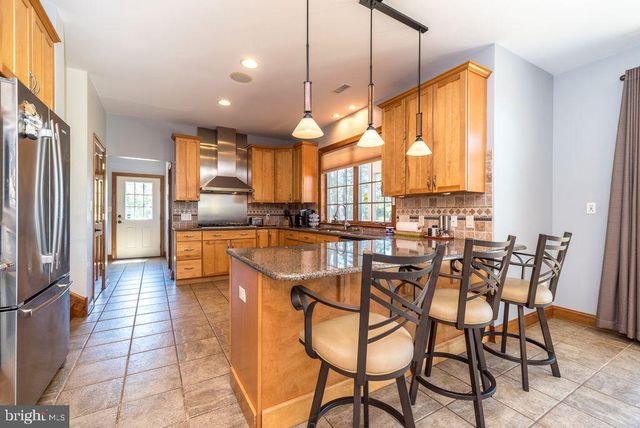 23 RED HILL RD, Pipersville, PA 18947