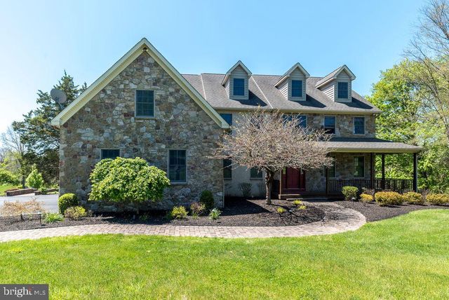 23 RED HILL RD, Pipersville, PA 18947
