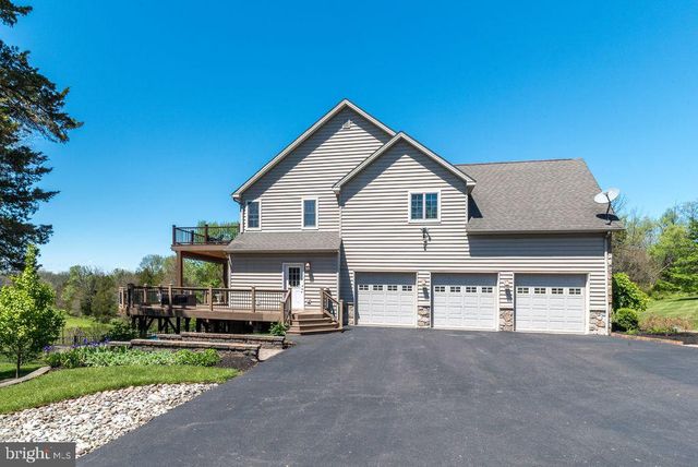 23 RED HILL RD, Pipersville, PA 18947