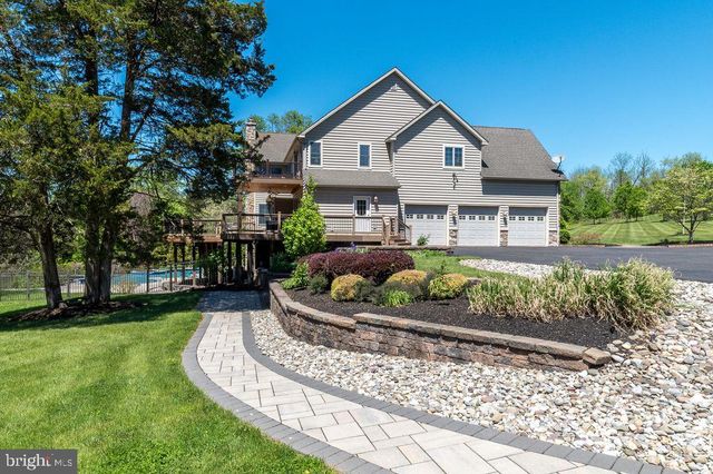 23 RED HILL RD, Pipersville, PA 18947