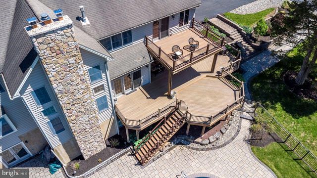 23 RED HILL RD, Pipersville, PA 18947