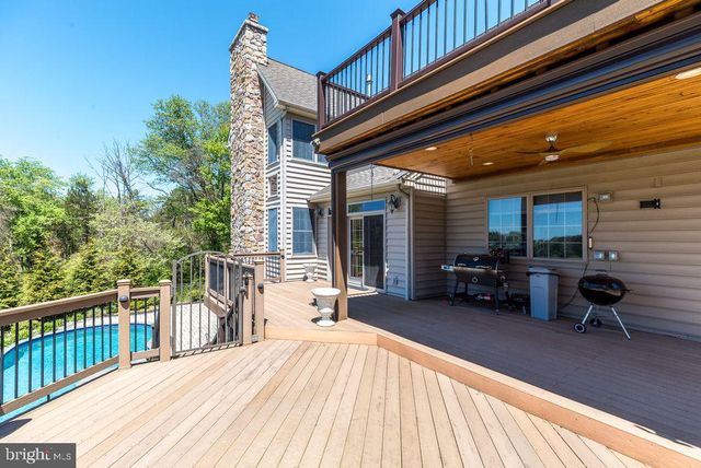 23 RED HILL RD, Pipersville, PA 18947