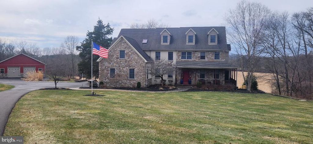 23 RED HILL RD, Pipersville, PA 18947